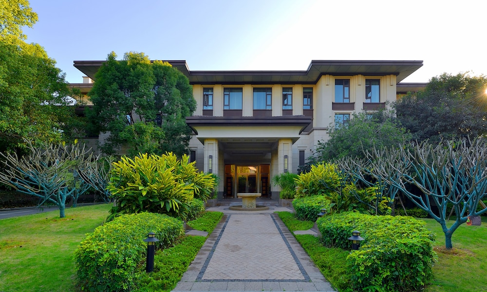 C & D Hotel Fuzhou 46/50