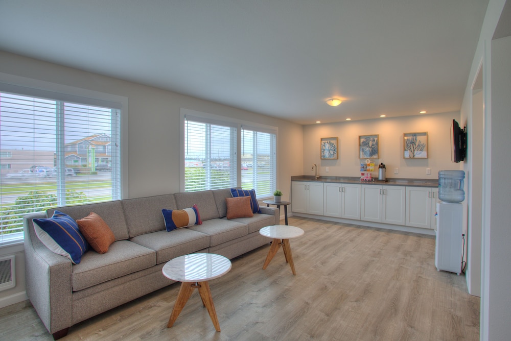 Americas Best Value Inn Ocean Shores 20/25