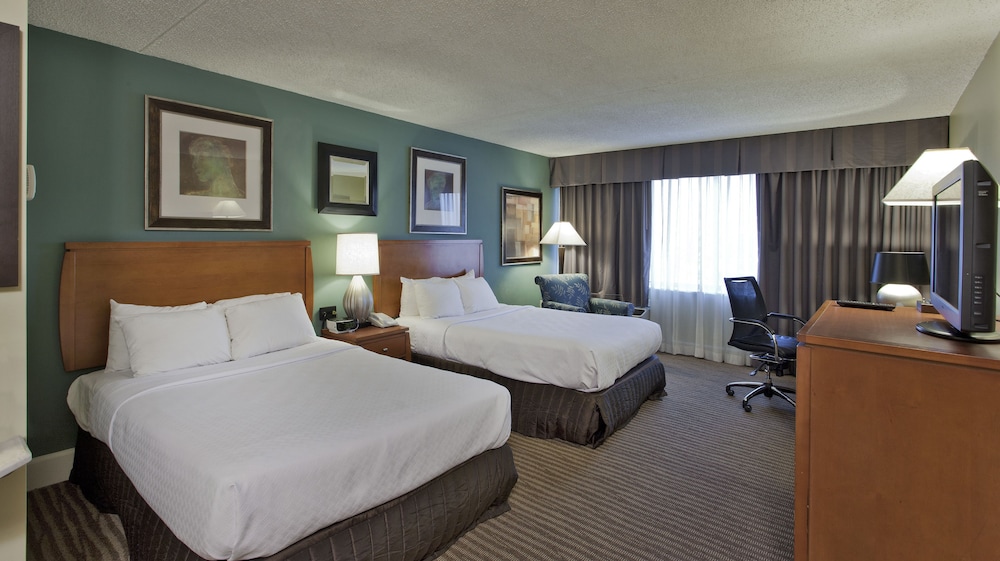 The Rockville Hotel, a Ramada by Wyndham 9/50