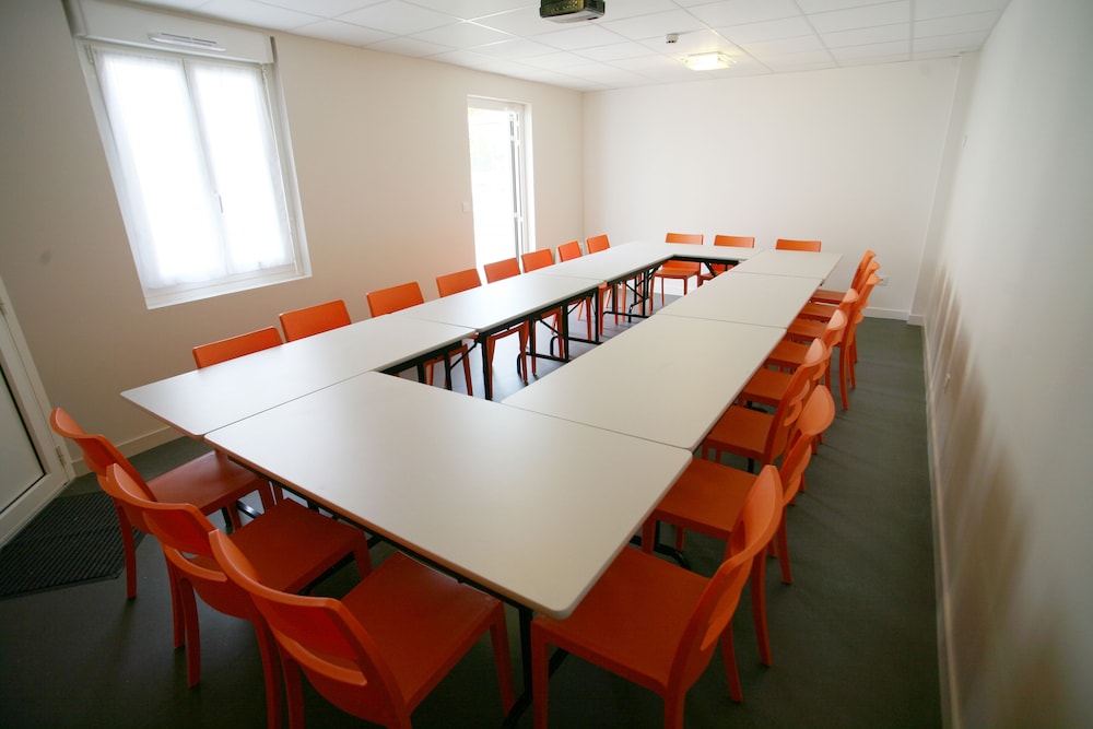 CITOTEL D'ORBIGNY 18/35