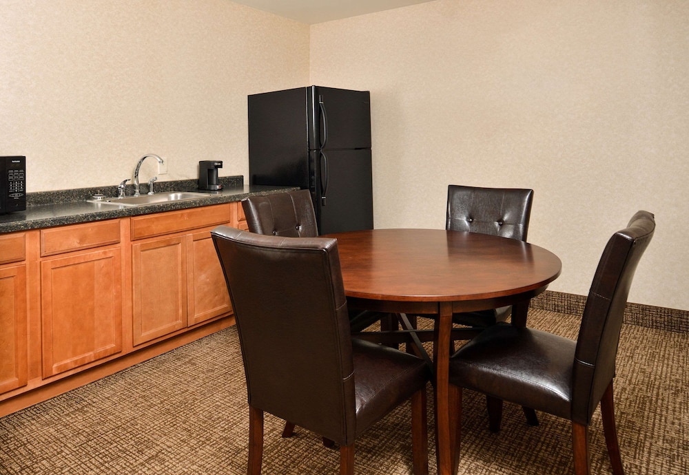 Comfort Inn And Suites Madison North 31/45