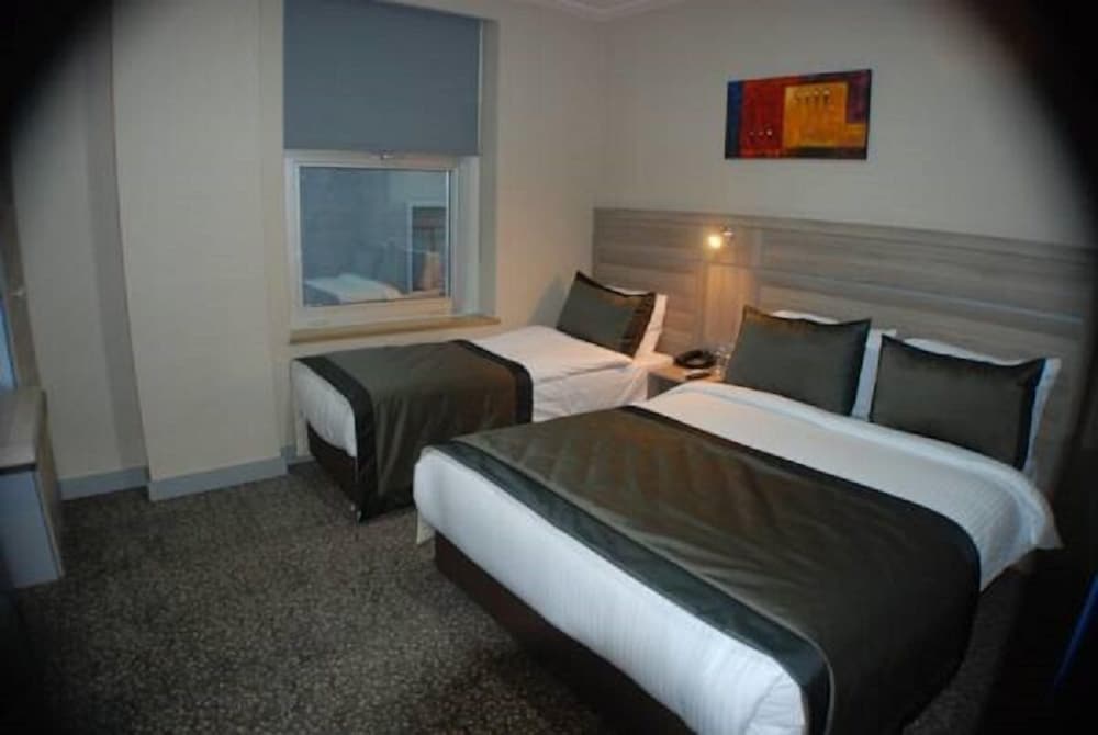 Sinem Hotel 12/41