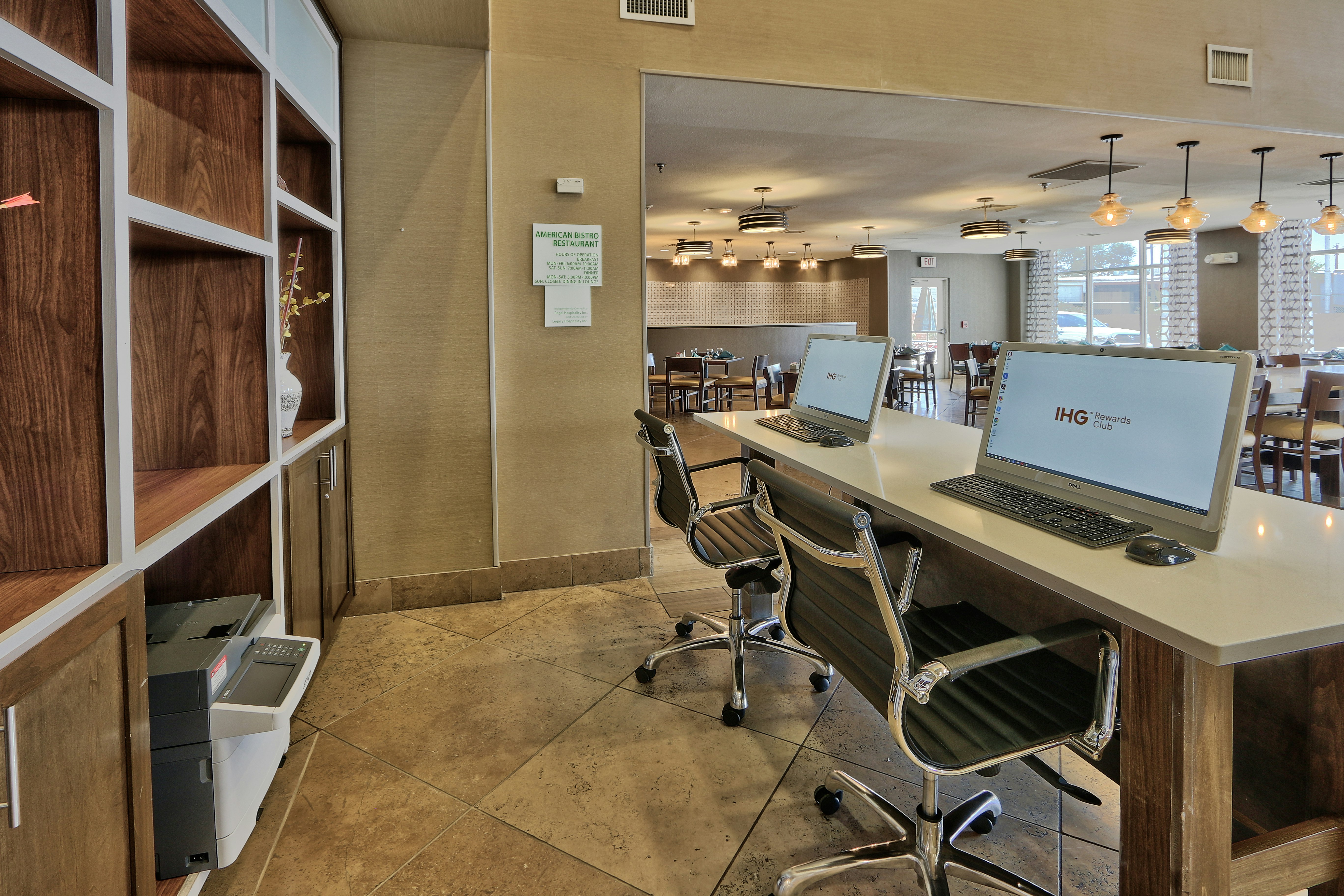Holiday Inn & Suites Albuquerque-North I-25 42/48