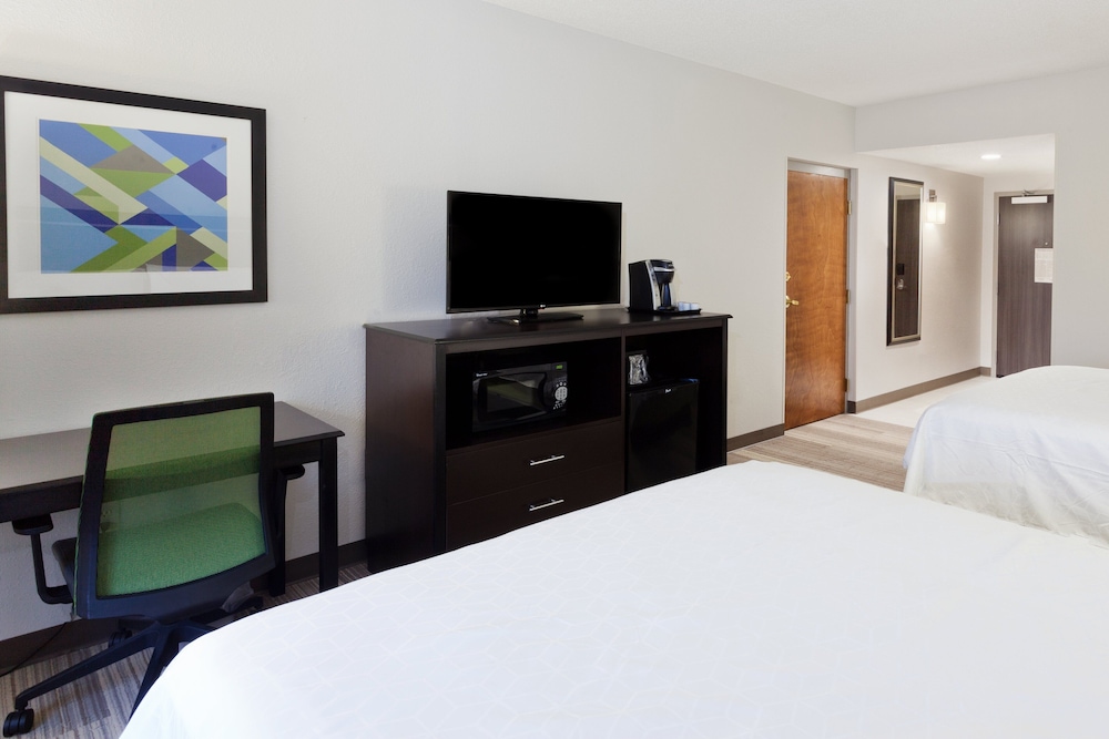 Holiday Inn Express Suites Montgomery E Eastchase 11/52