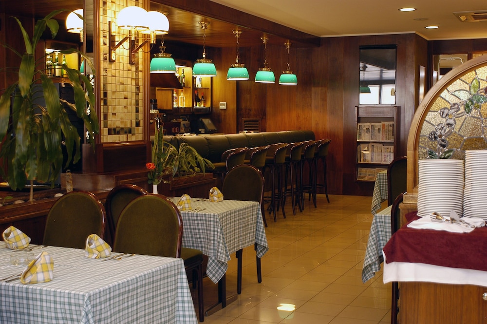 Andorra Palace 33/49