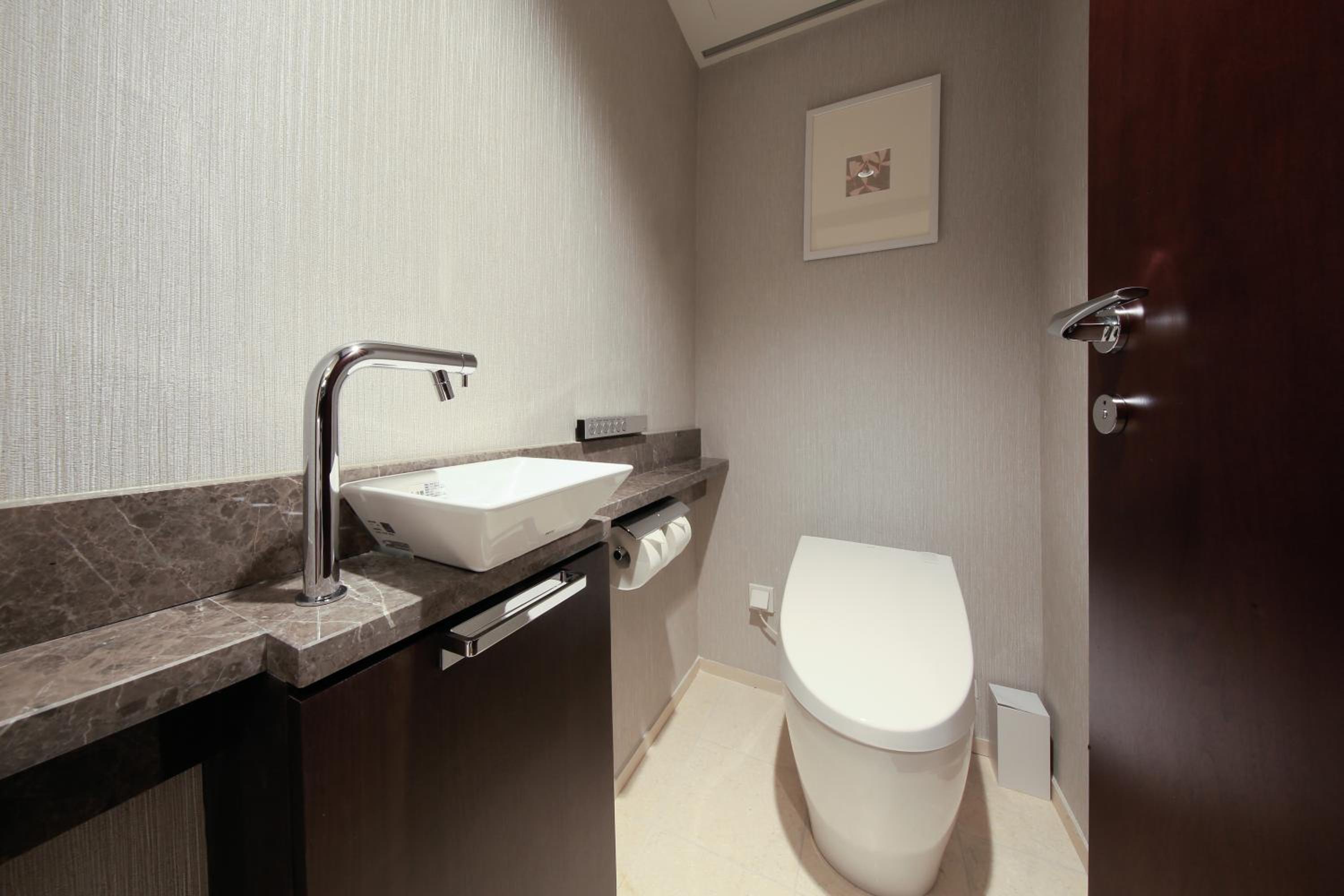 غرفة ثلاثية في طابق مرتفع، Solaria Nishitetsu Hotel Seoul Myeongdong 9/10