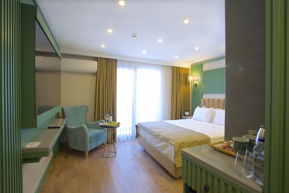 Aspen Hotel Canakkale 8/18