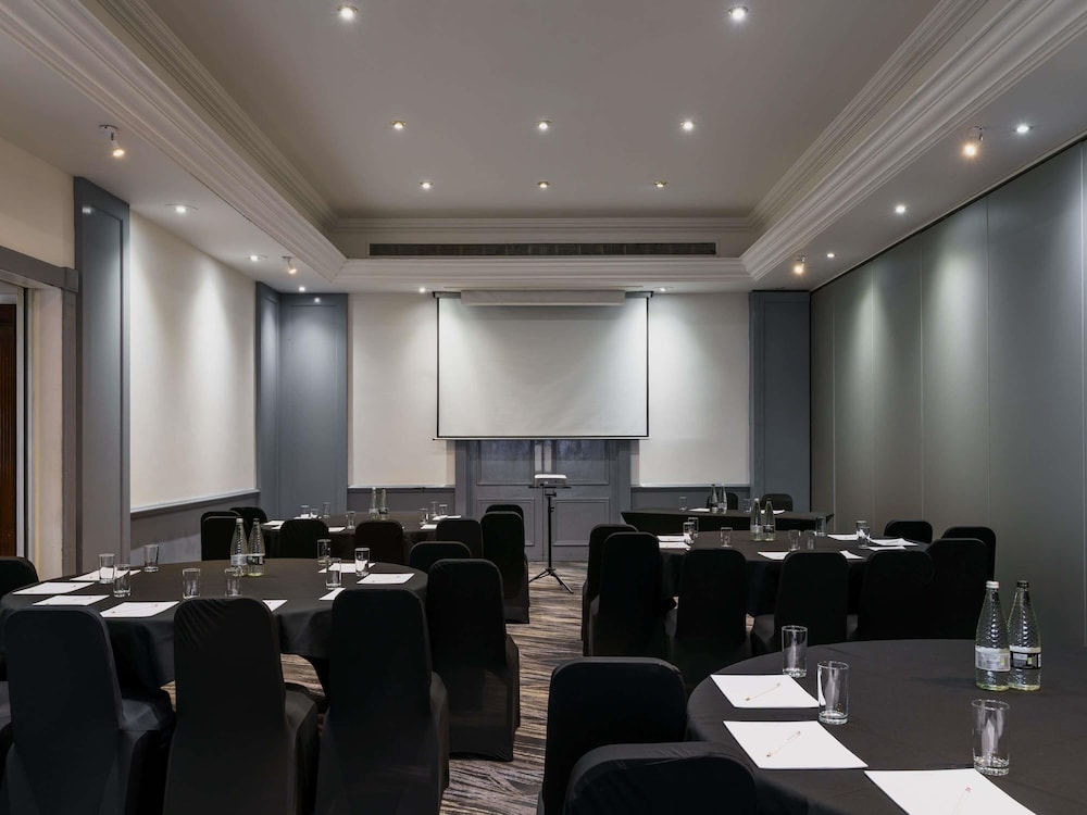 Mercure Haydock Hotel 72/79