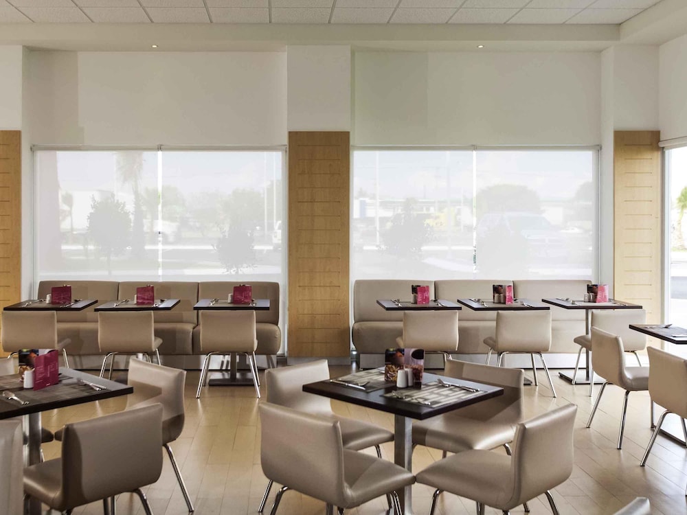 Ibis San Luis Potosi 30/39