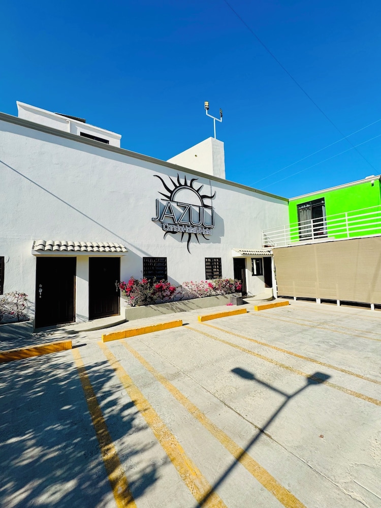 Capital O Hotel Jazuli, San Jose del Cabo 42/45