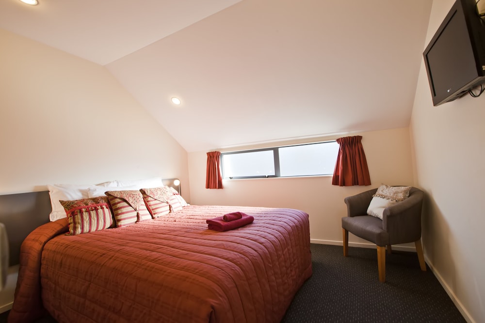 298 Westside Motor Lodge 14/41
