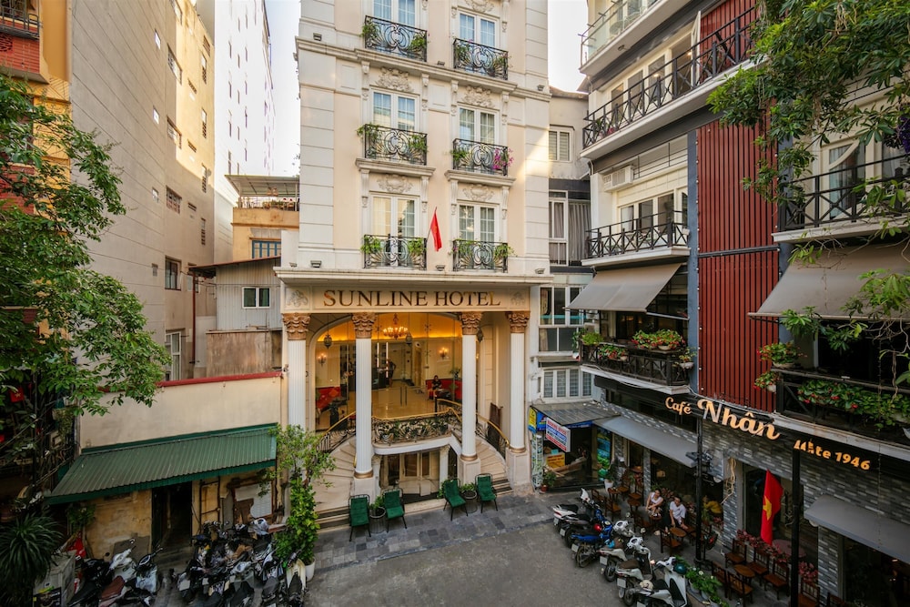 Sunline Hotel 4/50
