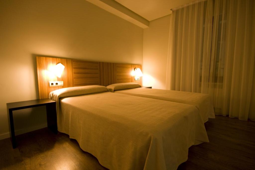 Room, Single