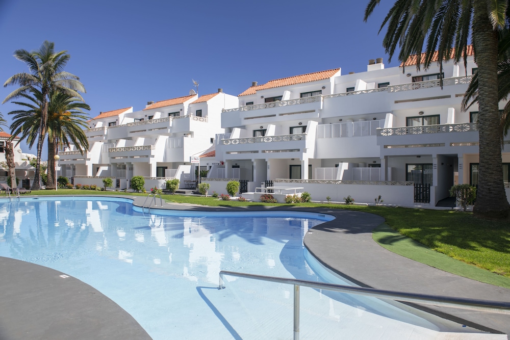 Apartamentos Los Rosales 66/75