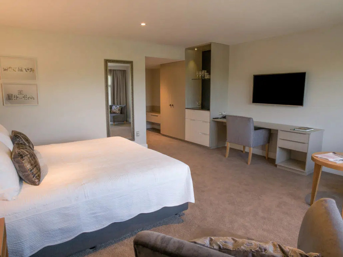 Porters Boutique Hotel 6/16