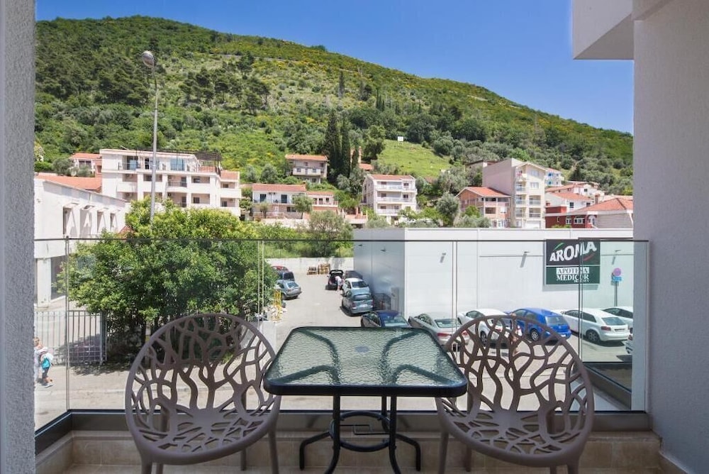 Hotel 219 Budva 63/75