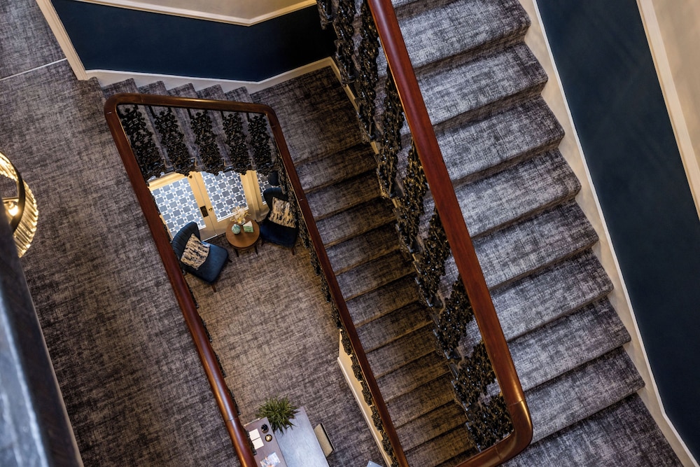28 York Place 35/56