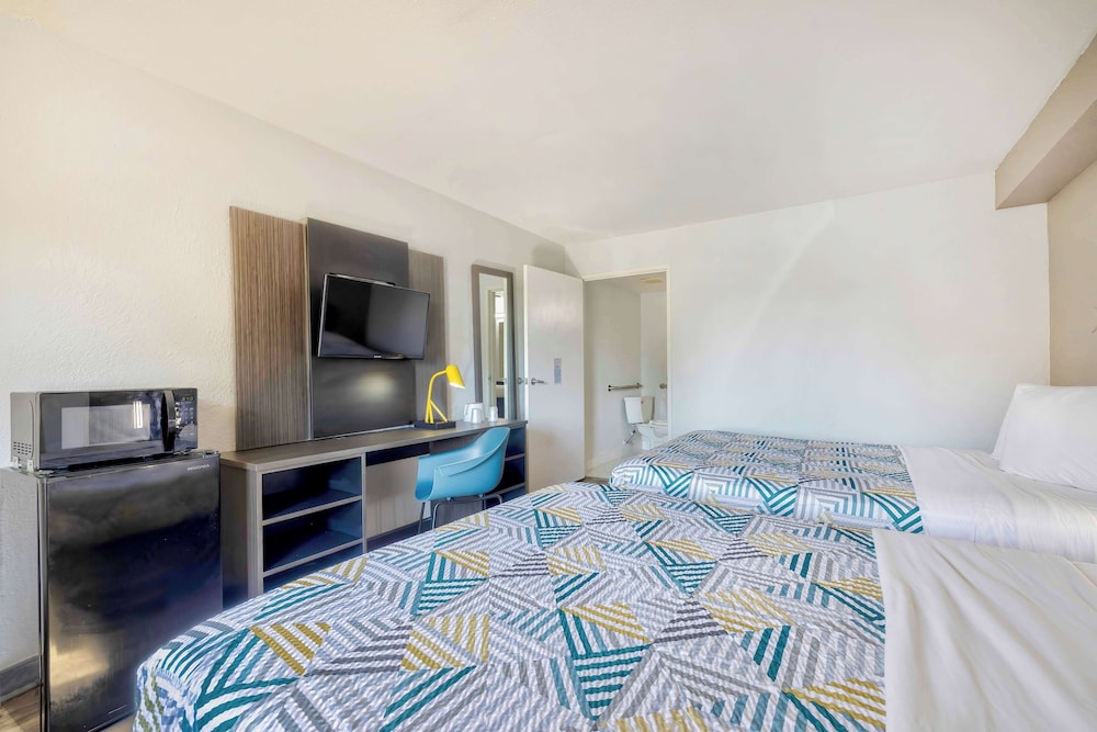 Motel6 Hammond, IN - Chicago Area 48/59