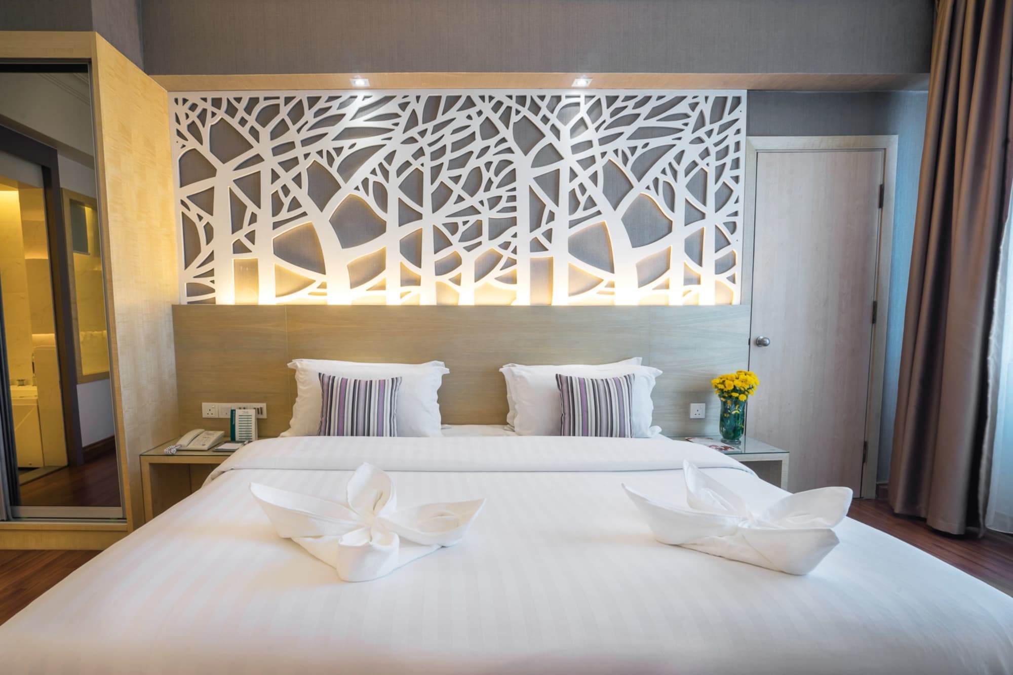 جناح جونيور بسرير كينج، Crystal Crown Hotel Petaling Jaya 2/5