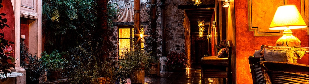 Hotel Posada del Angel 35/63