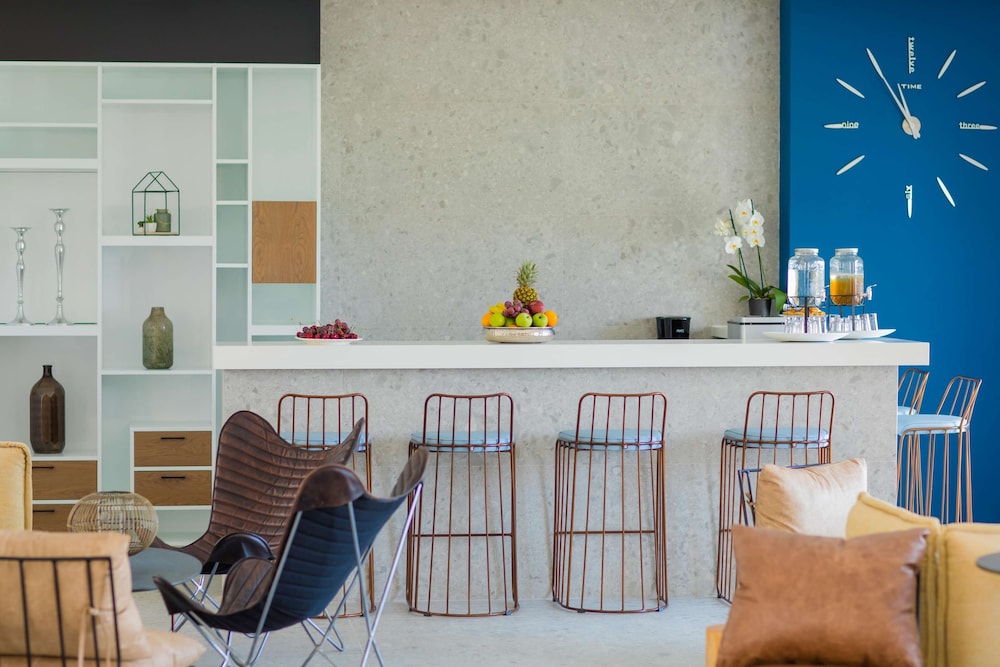 Lindos Breeze Beach Hotel 54/64