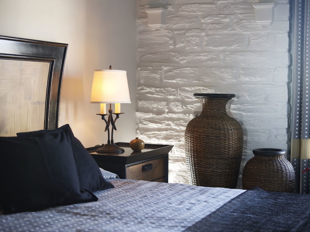 Porto Kea Suites 11/70