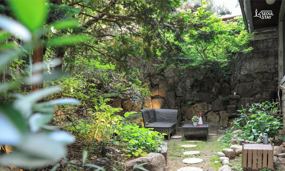 Hanso Presidential Suite Hanok Hotel 46/48