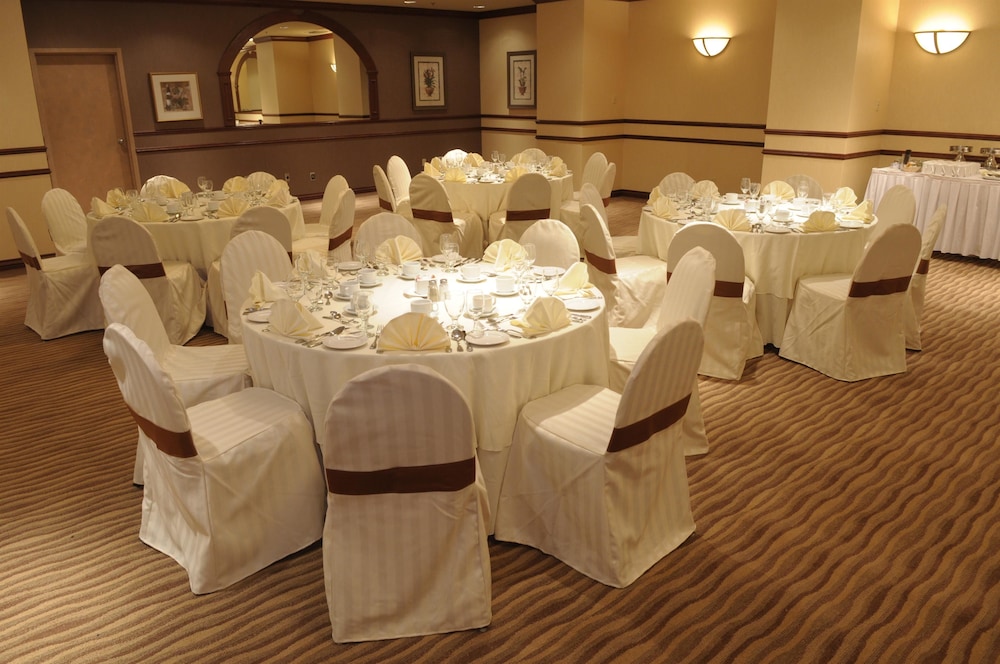 Best Western Ville Marie Montreal Hotel and Suites 36/45