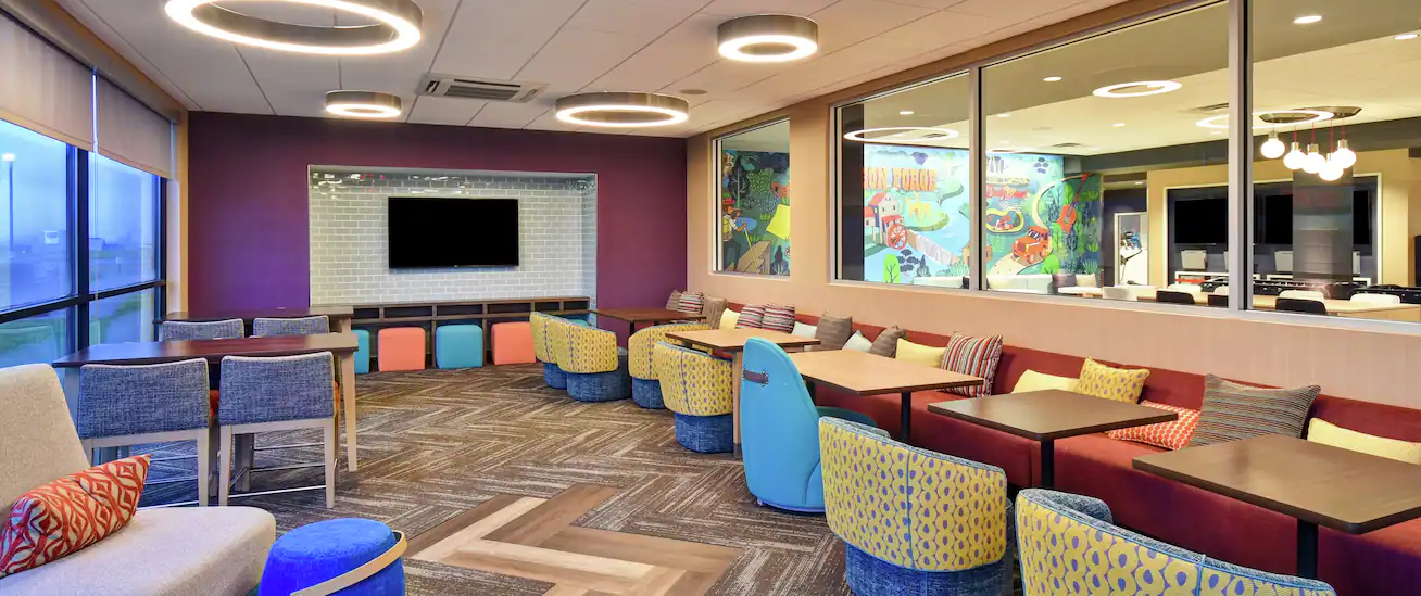 Tru by Hilton Chesterfield Township Detroit 27/38