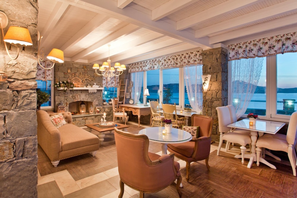 Miland Suites 42/74