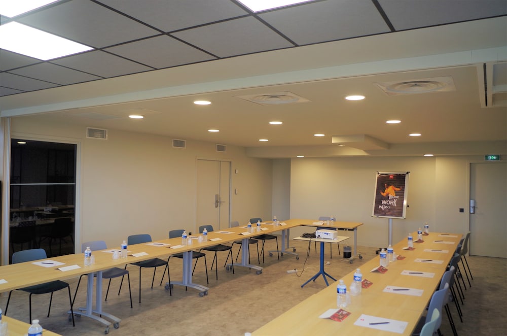 Ibis Lunel Petite Camargue 41/50