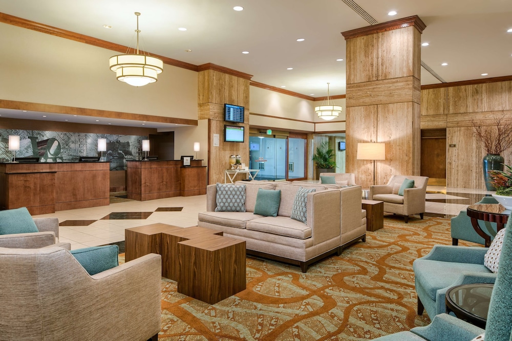 Hilton Philadelphia Airport 44/73
