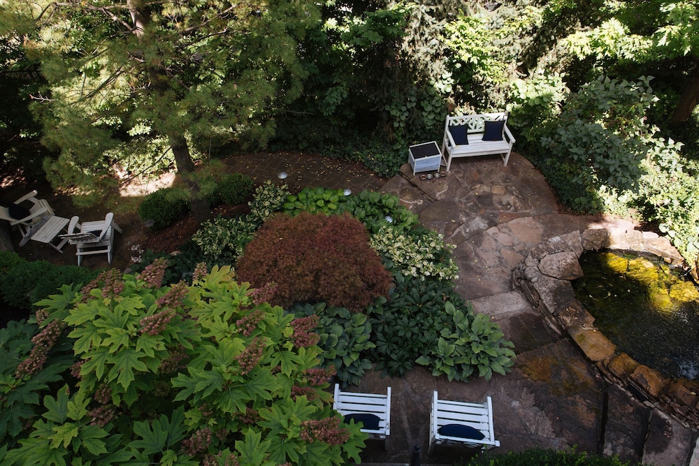Southmoreland on the Plaza Bed &amp; Breakfast 21/24