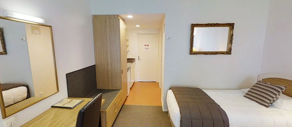 Wallaceville Motor Lodge 31/48