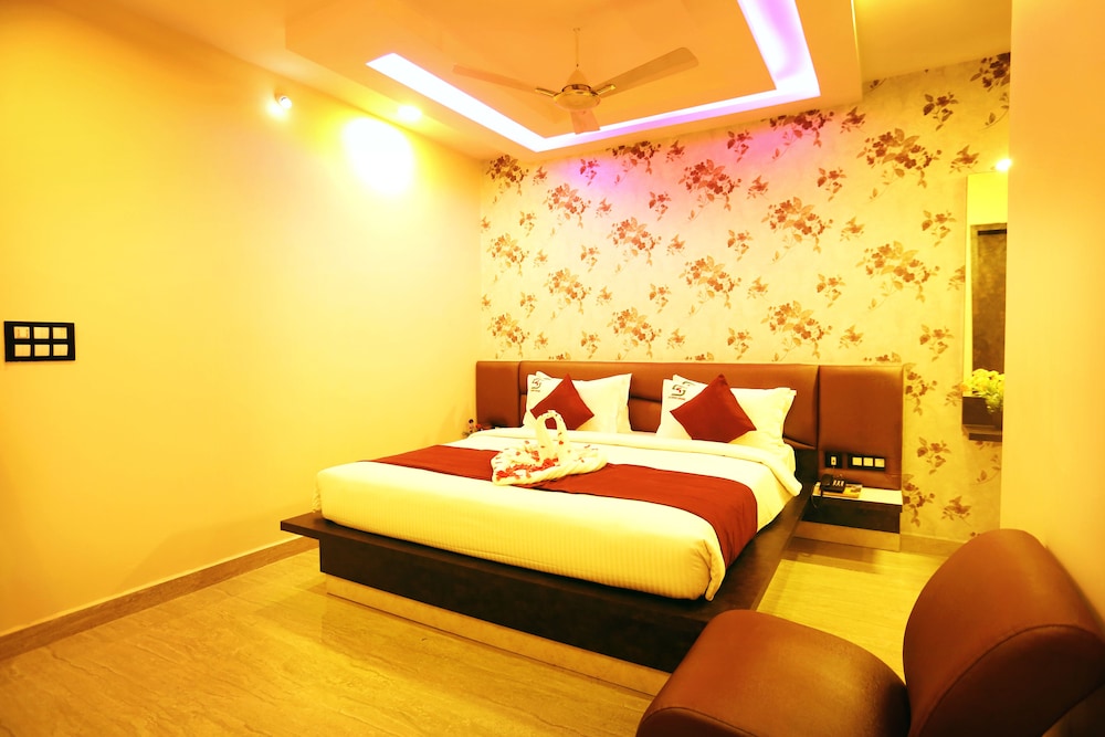 Hotel Sai Krish Grand 16/50