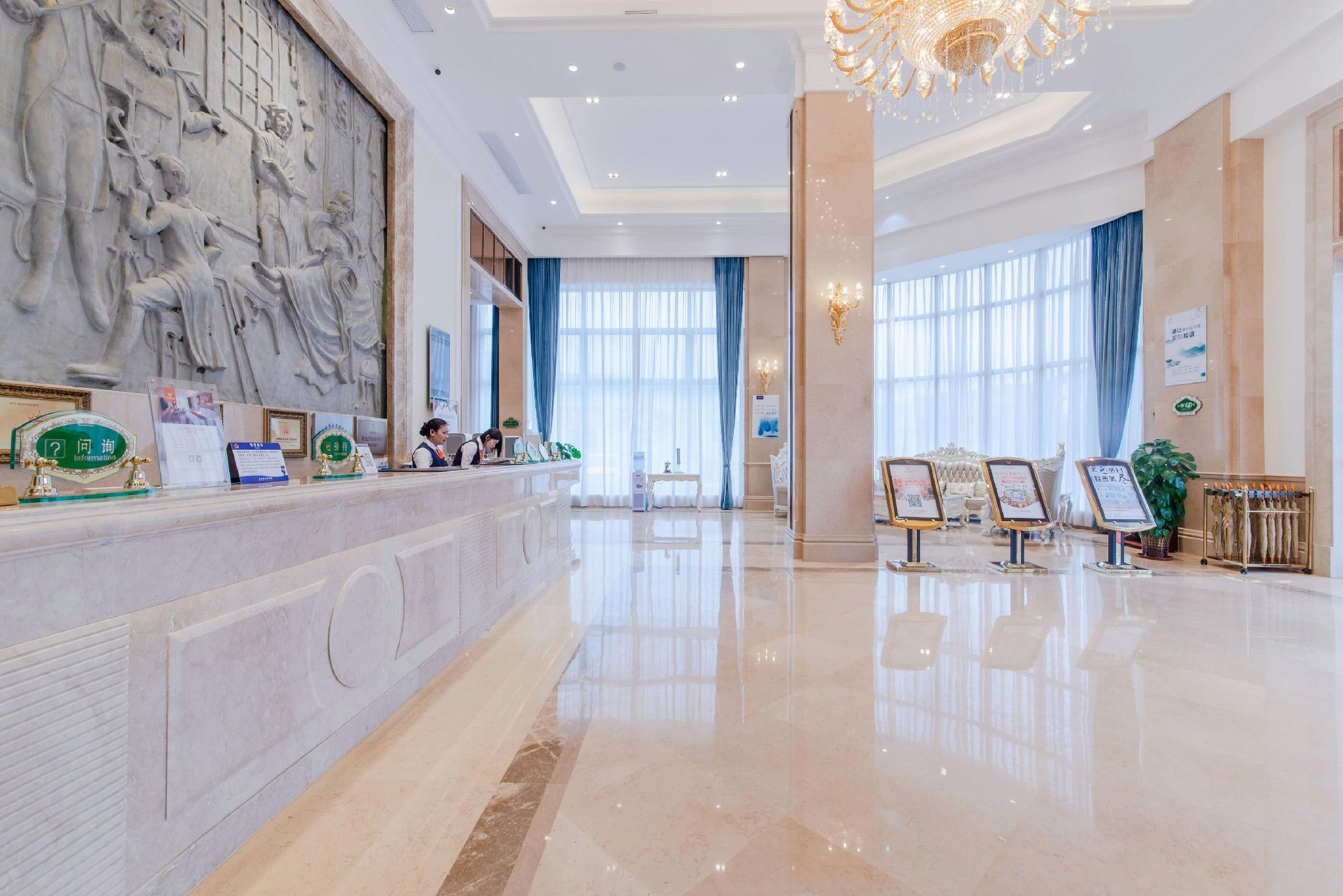 Vienna Hotels Group Zhuhai 9/53