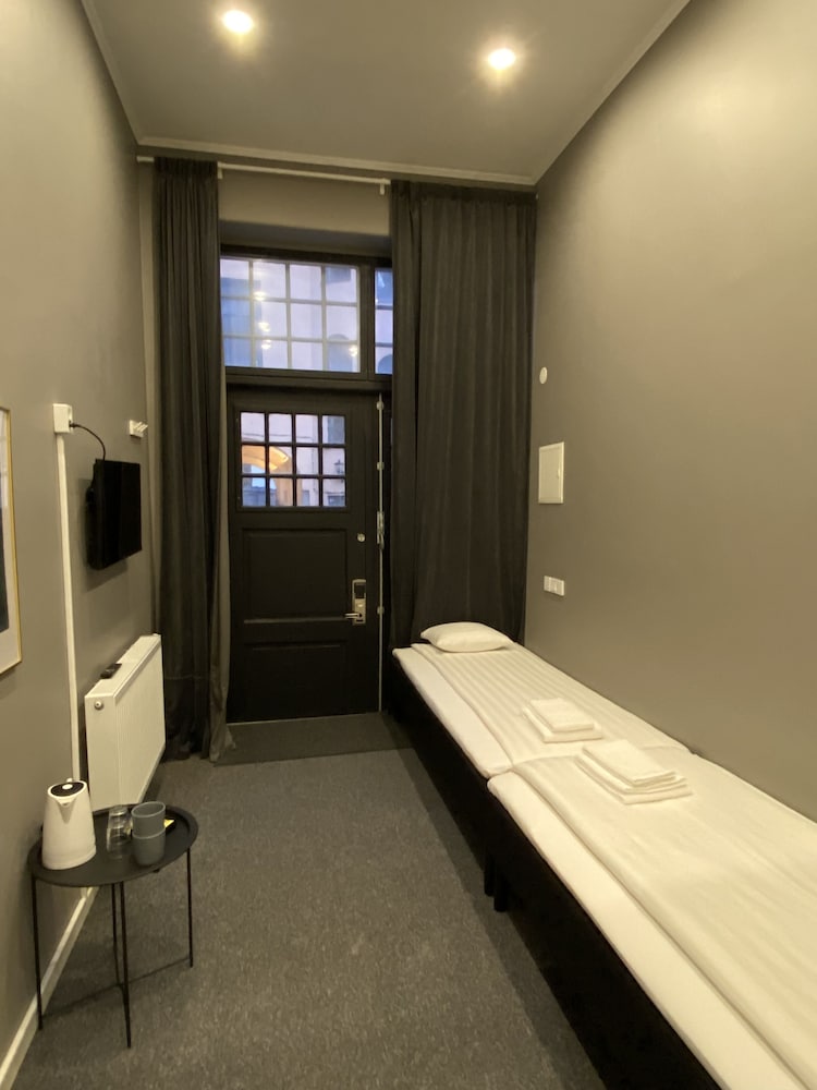 Unique Hotel 41/77