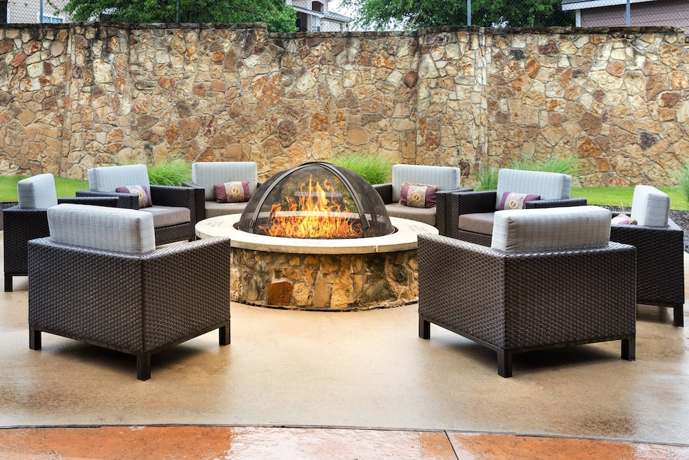 Courtyard Marriott Denton 39/47