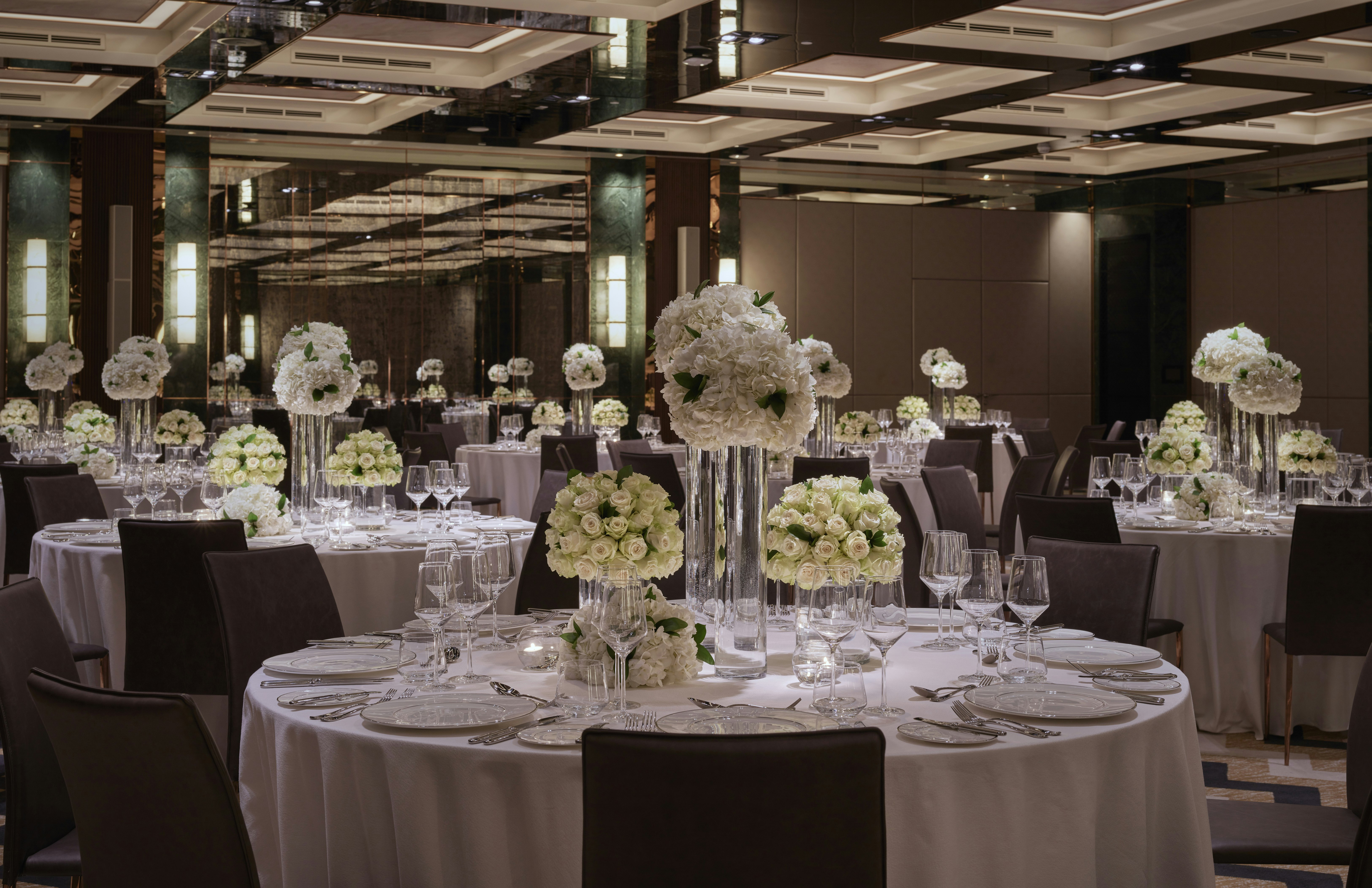 Waldorf Astoria Dubai International Financial Centre 46/60