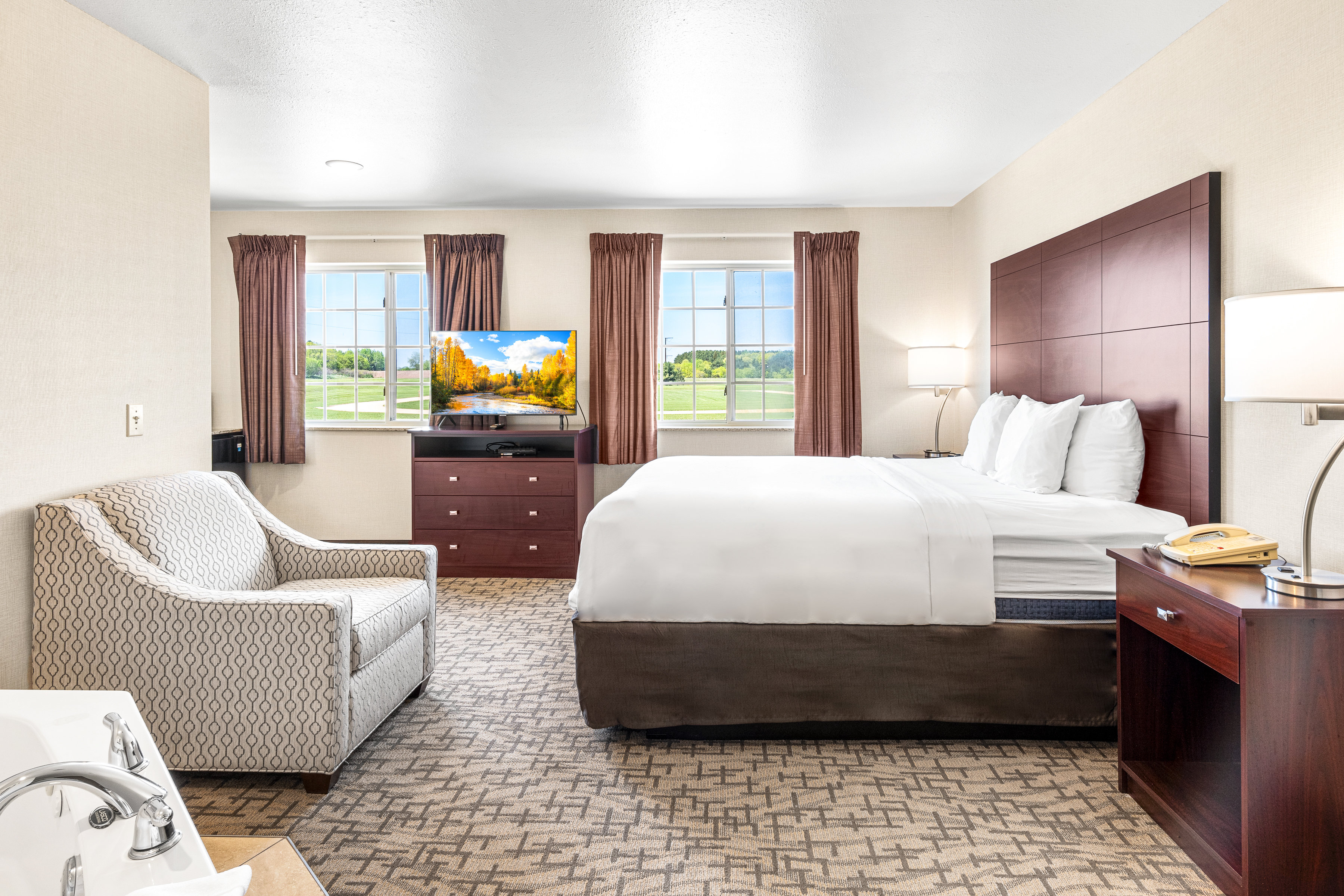 Boarders Inn Amp Suites 28/63