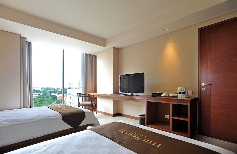 Midtown Hotel Surabaya 11/62