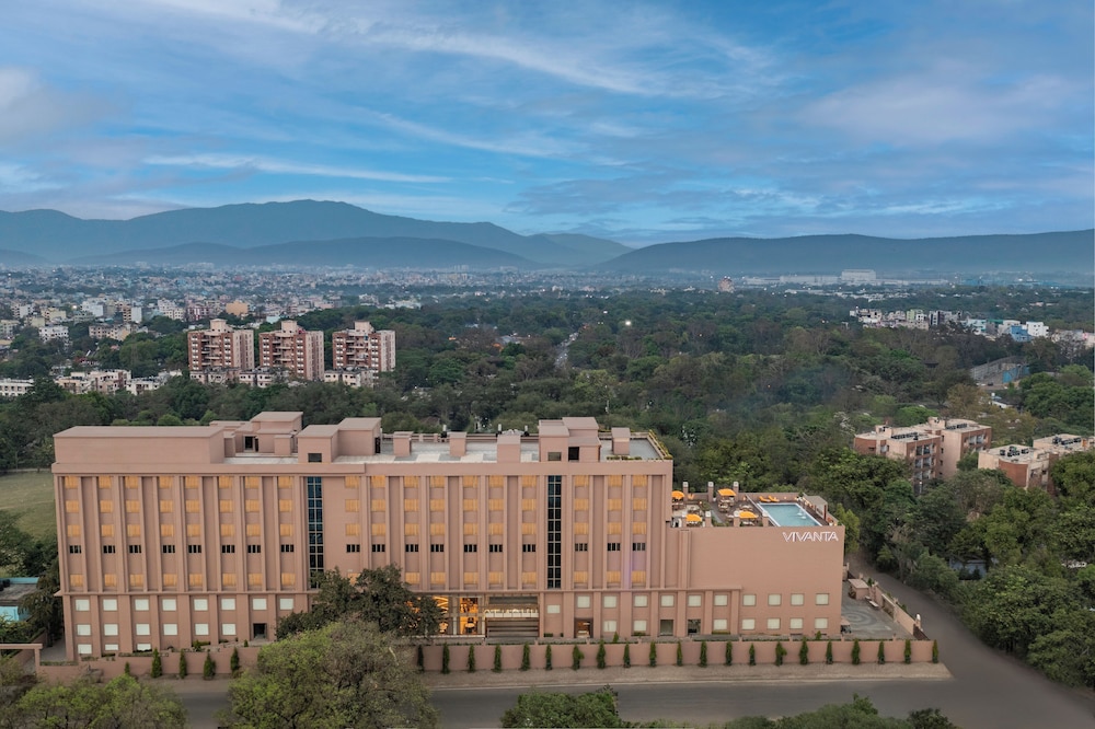 Vivanta Jamshedpur, Golmuri 5/57