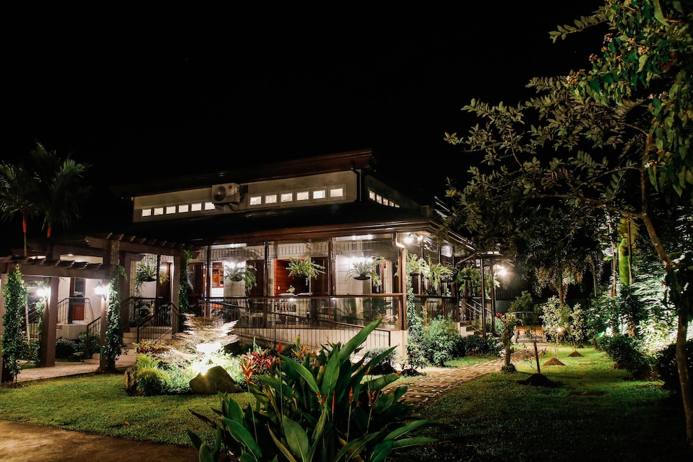 Kimberly Tagaytay Hotel 9/71