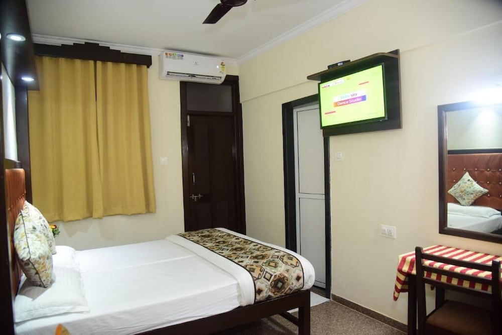 VALENTINES RETREAT 24/64