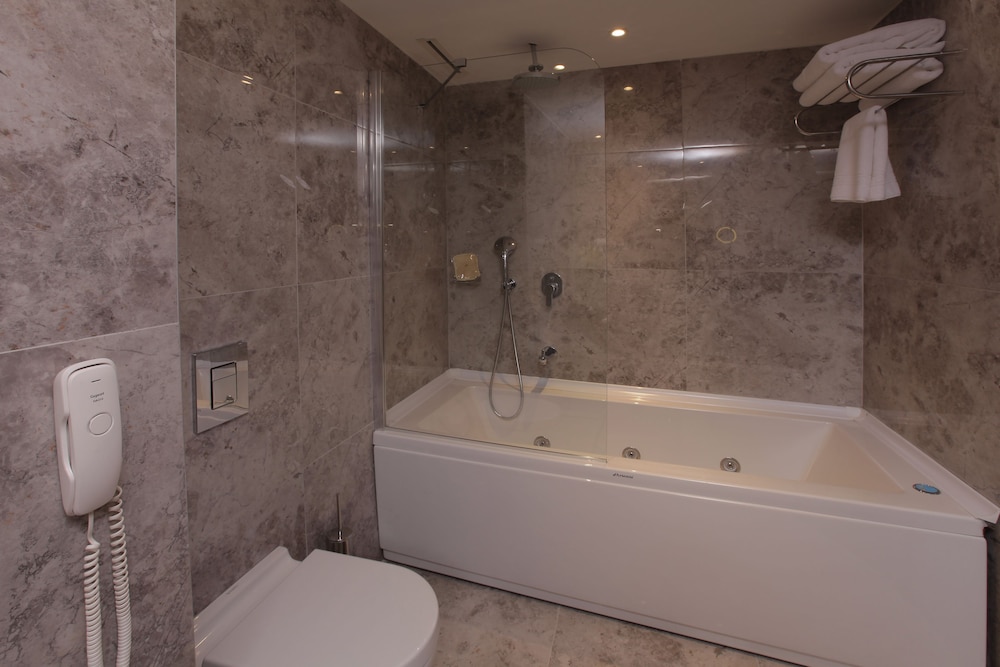 Bricks Hotel Istanbul 16/69
