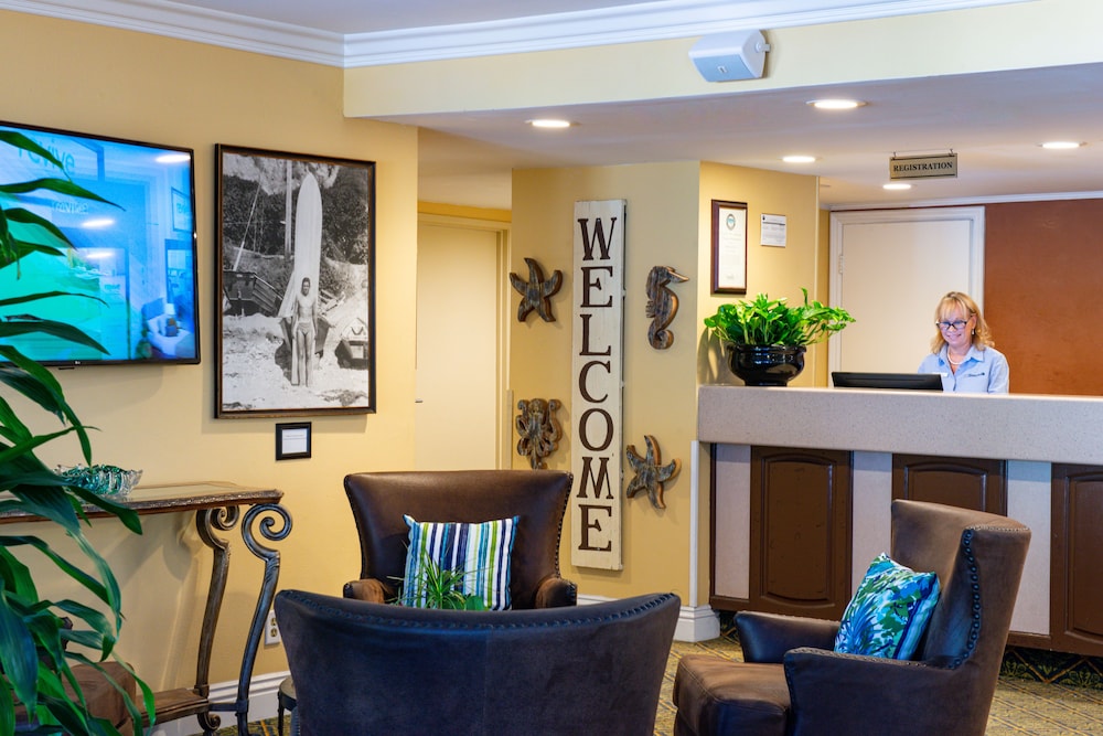 Dana Point Marina Inn 35/51