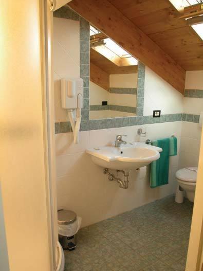 Hotel Verdemare 48/48