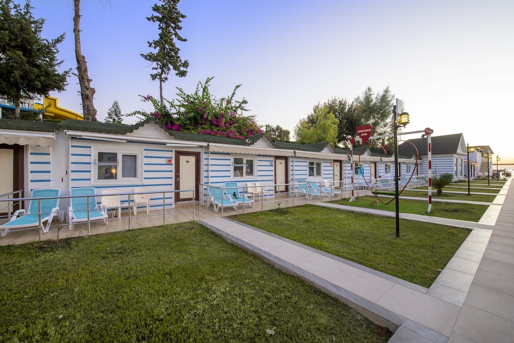 Armas Beach Ex Armas Beach Hotel 41/46
