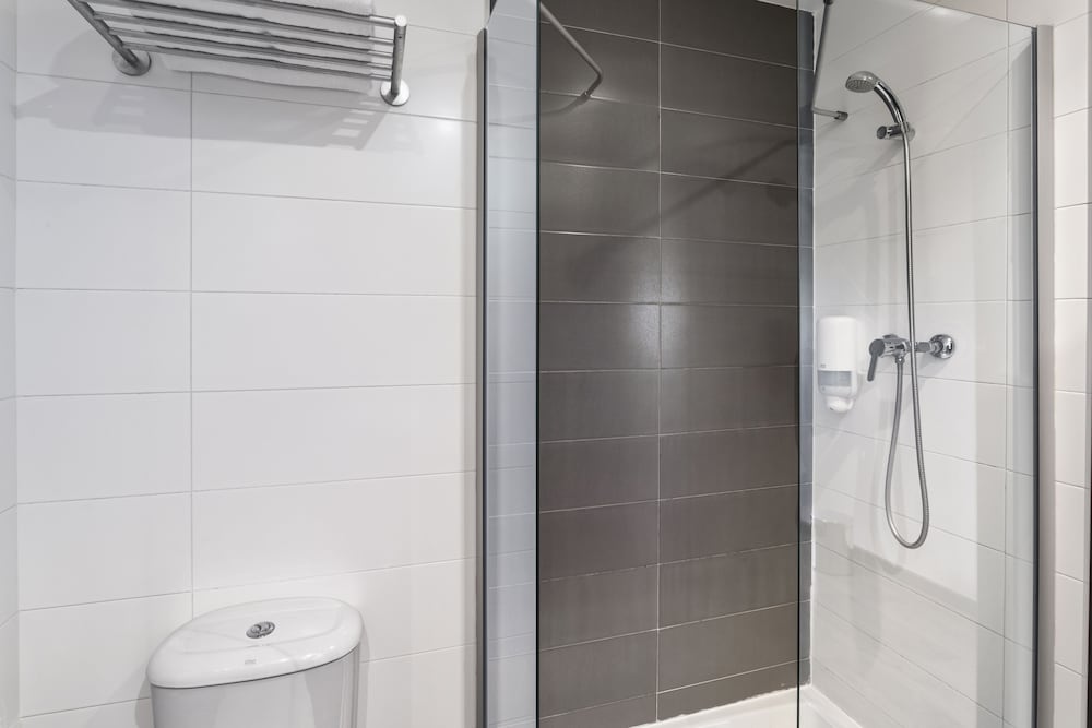 280 Hotel Formerly Premiere Classe Zaragoza 280 53/54
