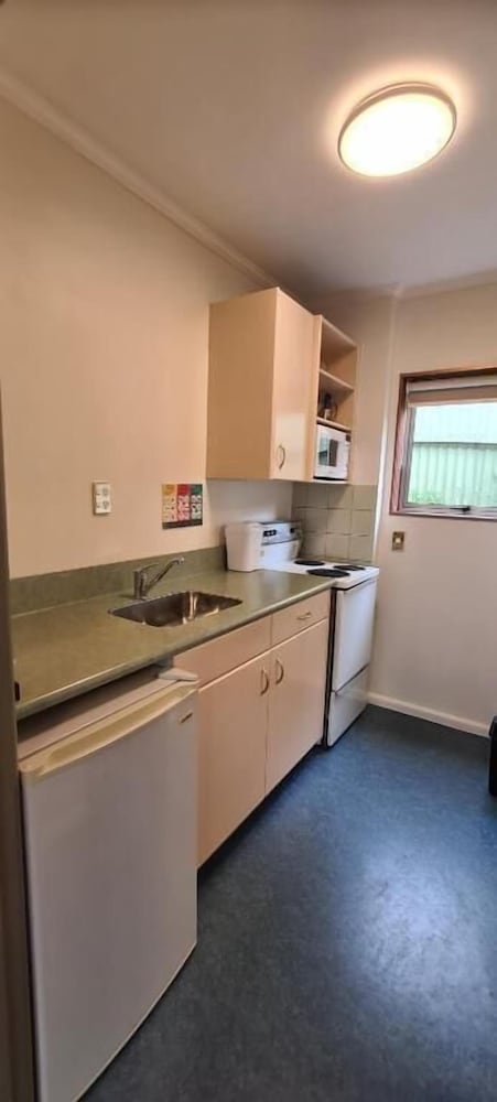 Parklands Motor Lodge 6/65